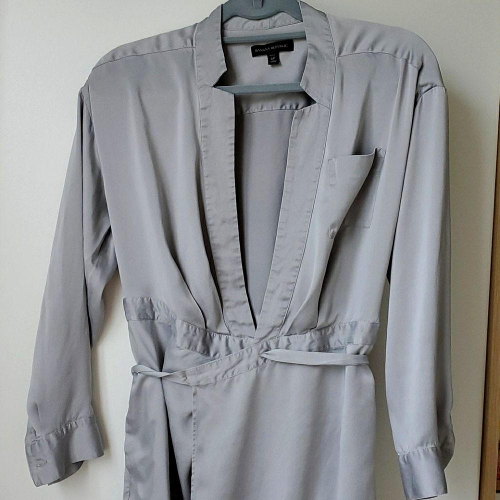 Gray silk robe dress with pockets